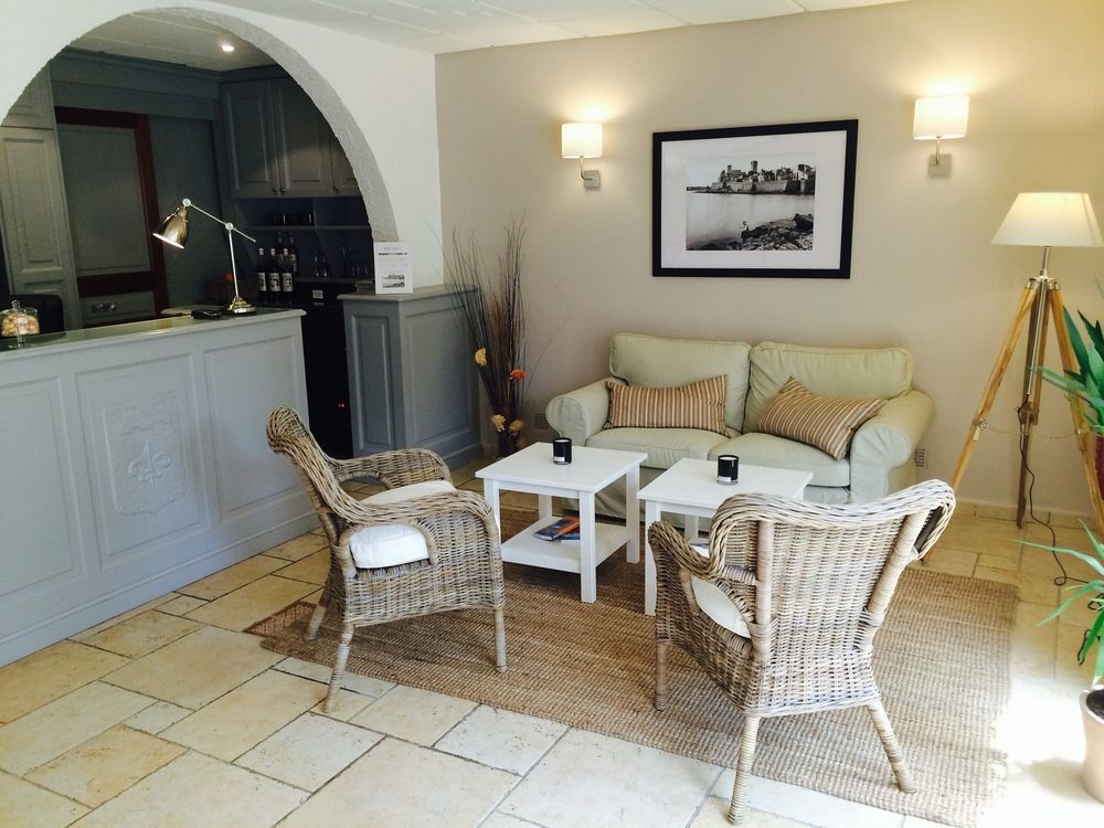 Le Petit Castel 3*